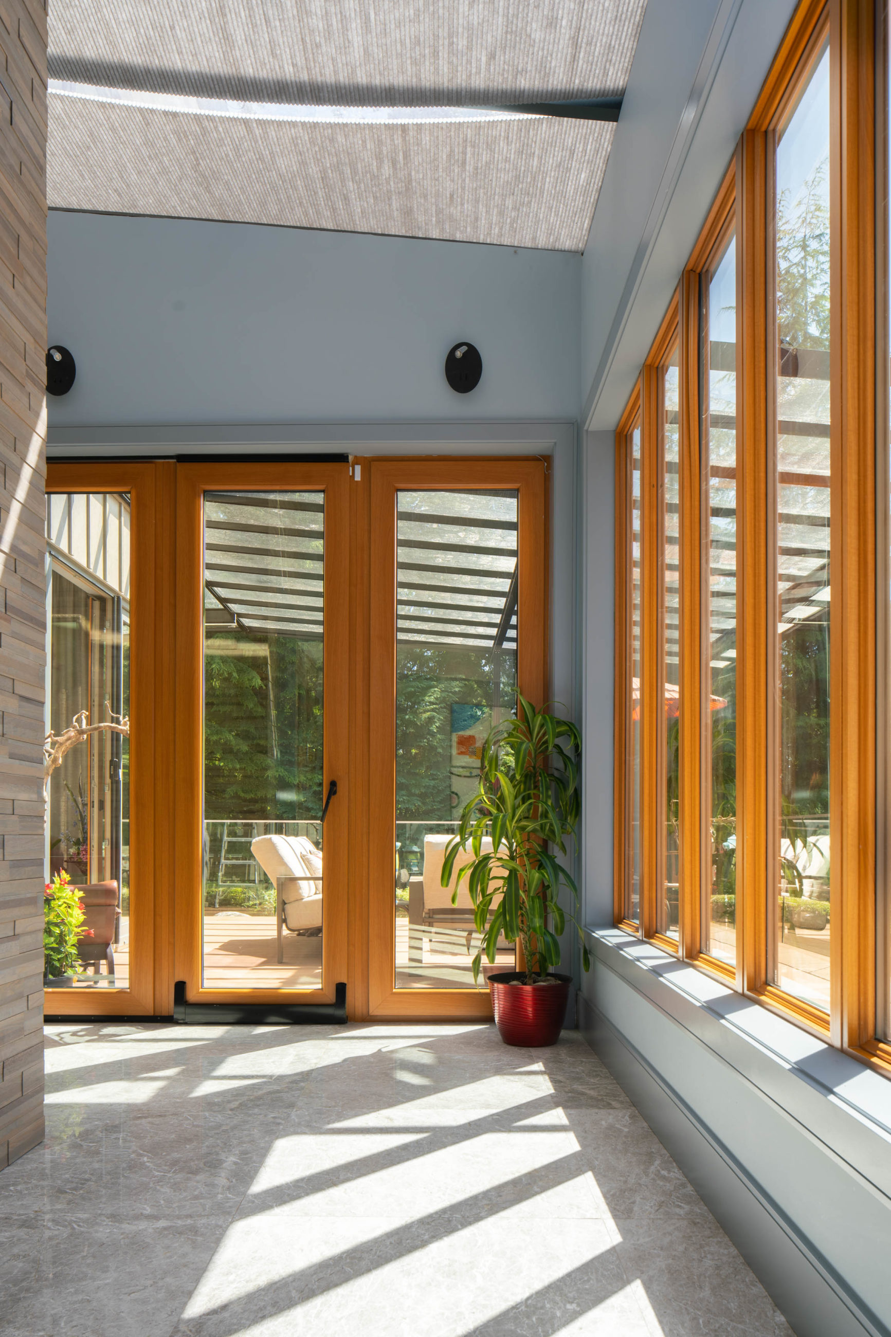 RUSSELL HOLLINGSWORTH - 340 Southborough Drive, West Vancouver